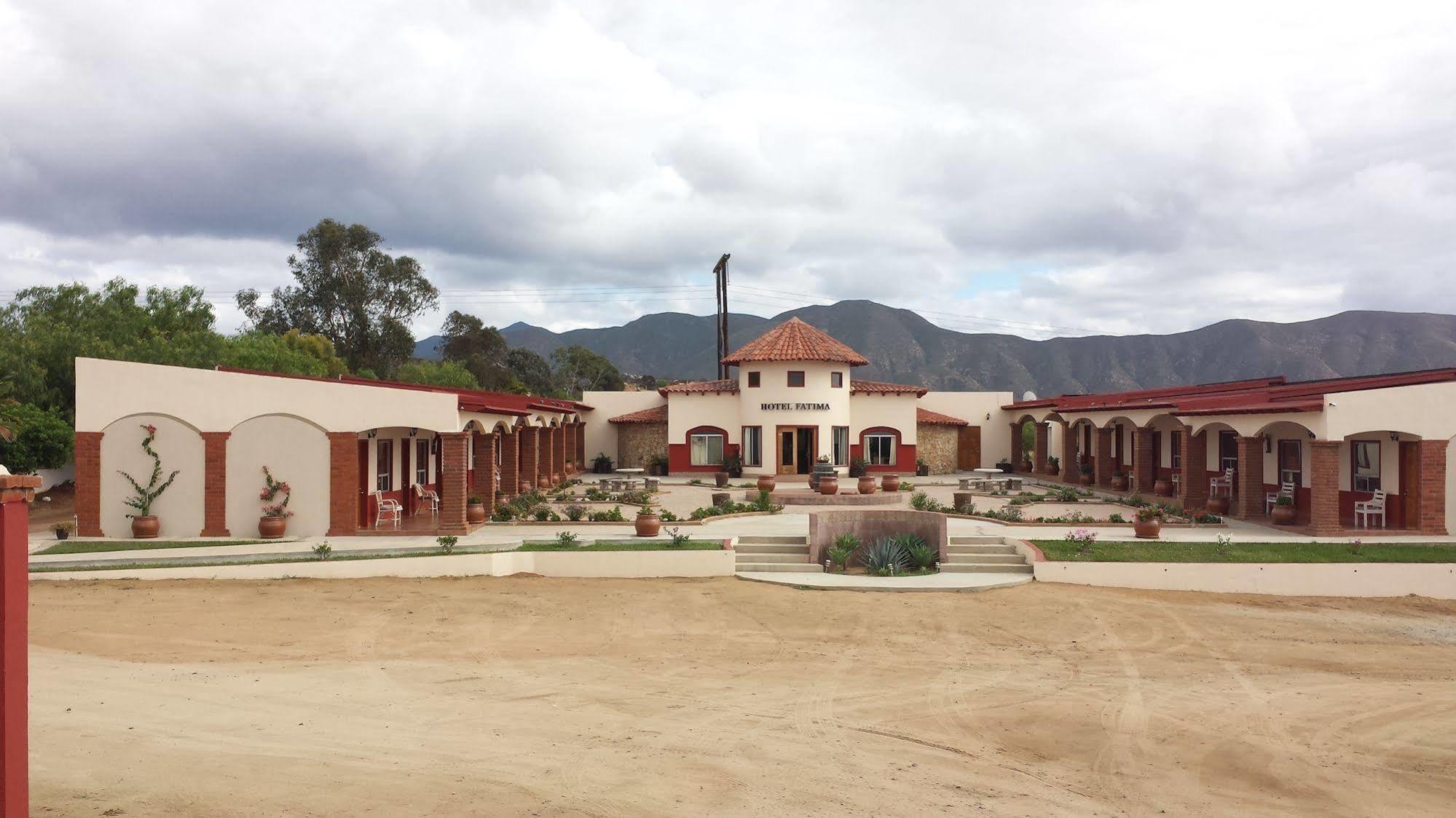 Hotel Plaza Fatima Valle de Guadalupe Exterior photo